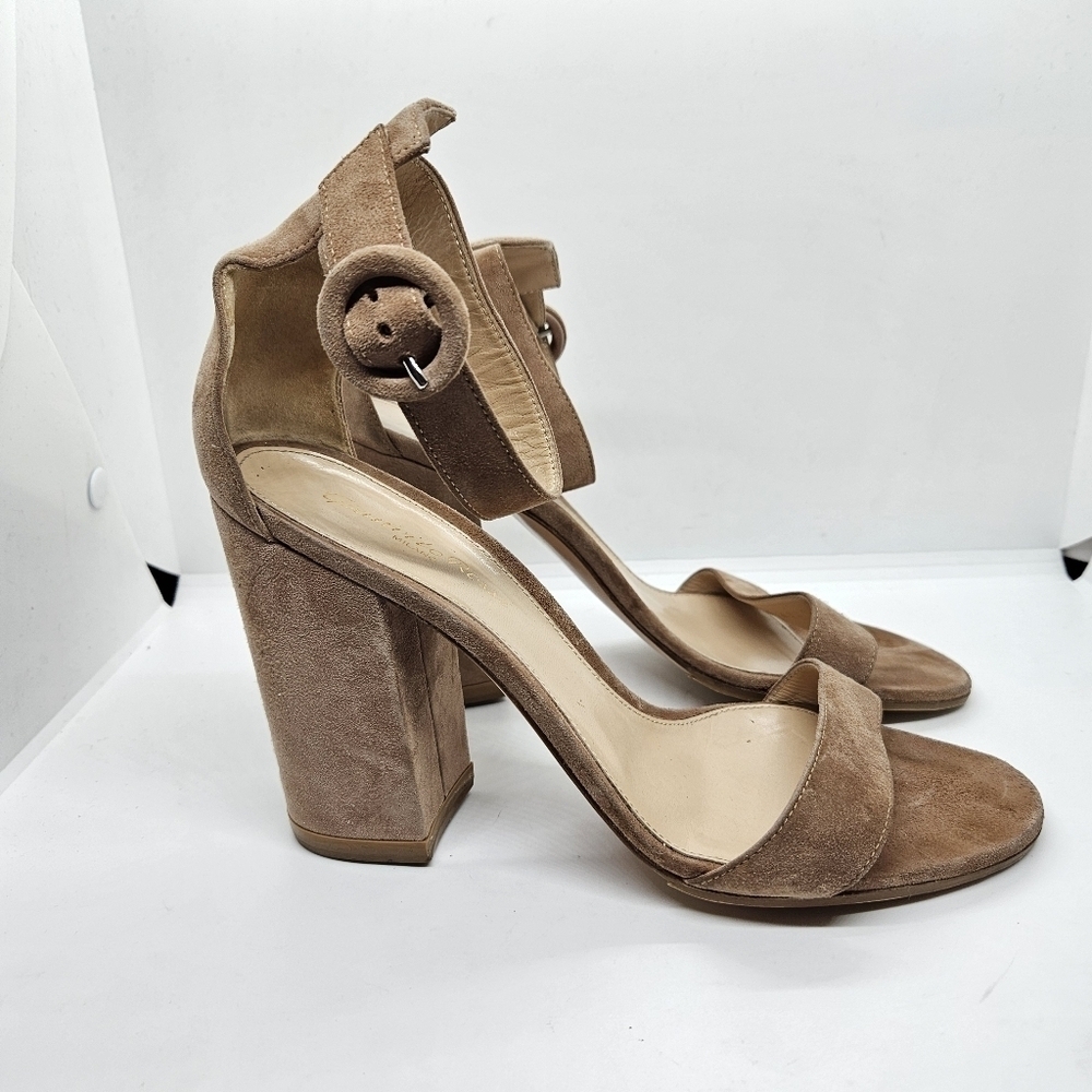 Gianvito Rossi Versilia 100 tan suede ankle strap sandals heels EU 39
